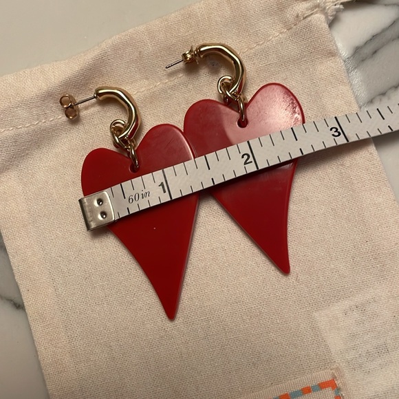 French FEMME Sezane ❤️ Pangea red and gold heart hoop dangle earrings NWT 💋 - Picture 3 of 3